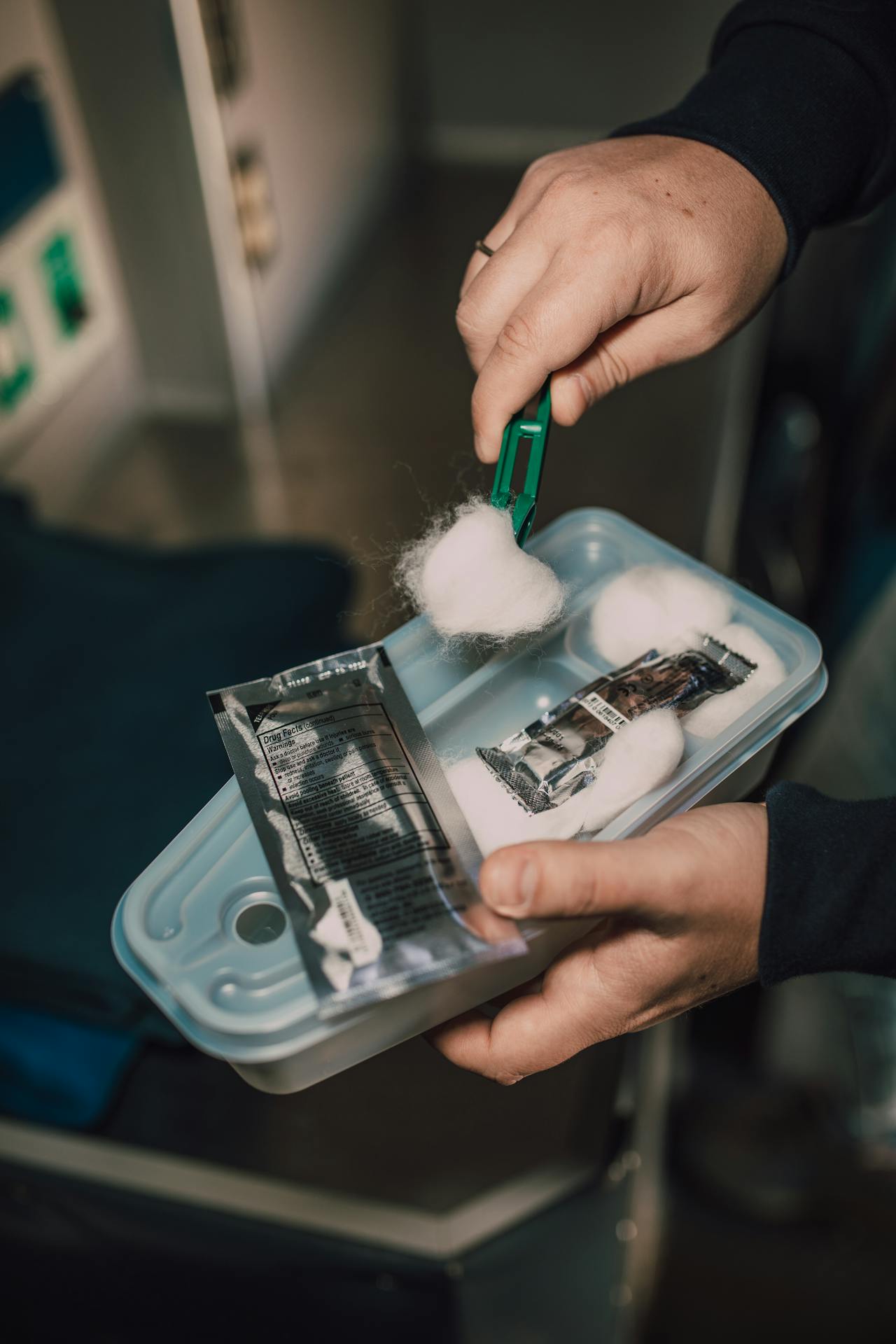 En esta imagen, vemos parte de un botiquín adaptado a los peques